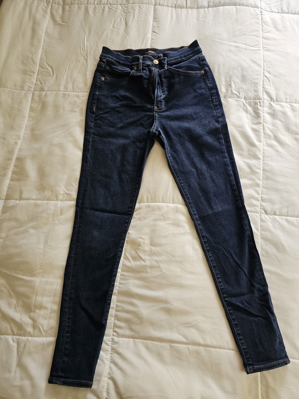 Express Women's Skinny Jeans in Dark Blue Wash